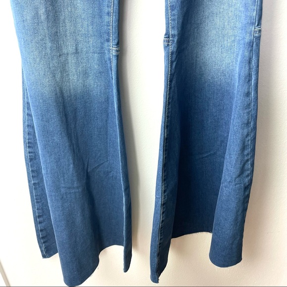 NWT Free People Just Float On Flare Jeans — Jericho Blue - Picture 6 of 8